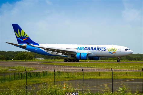 For groups of 15 persons or more traveling together, take advantage of a group rate for destinations served by Air Caraïbes and French bee. Whether for a family vacation, a holiday with friends, or for travelling to a seminar with other participants... Your benefits. Payment of a deposit. Payment of balance after 30 days from departure.